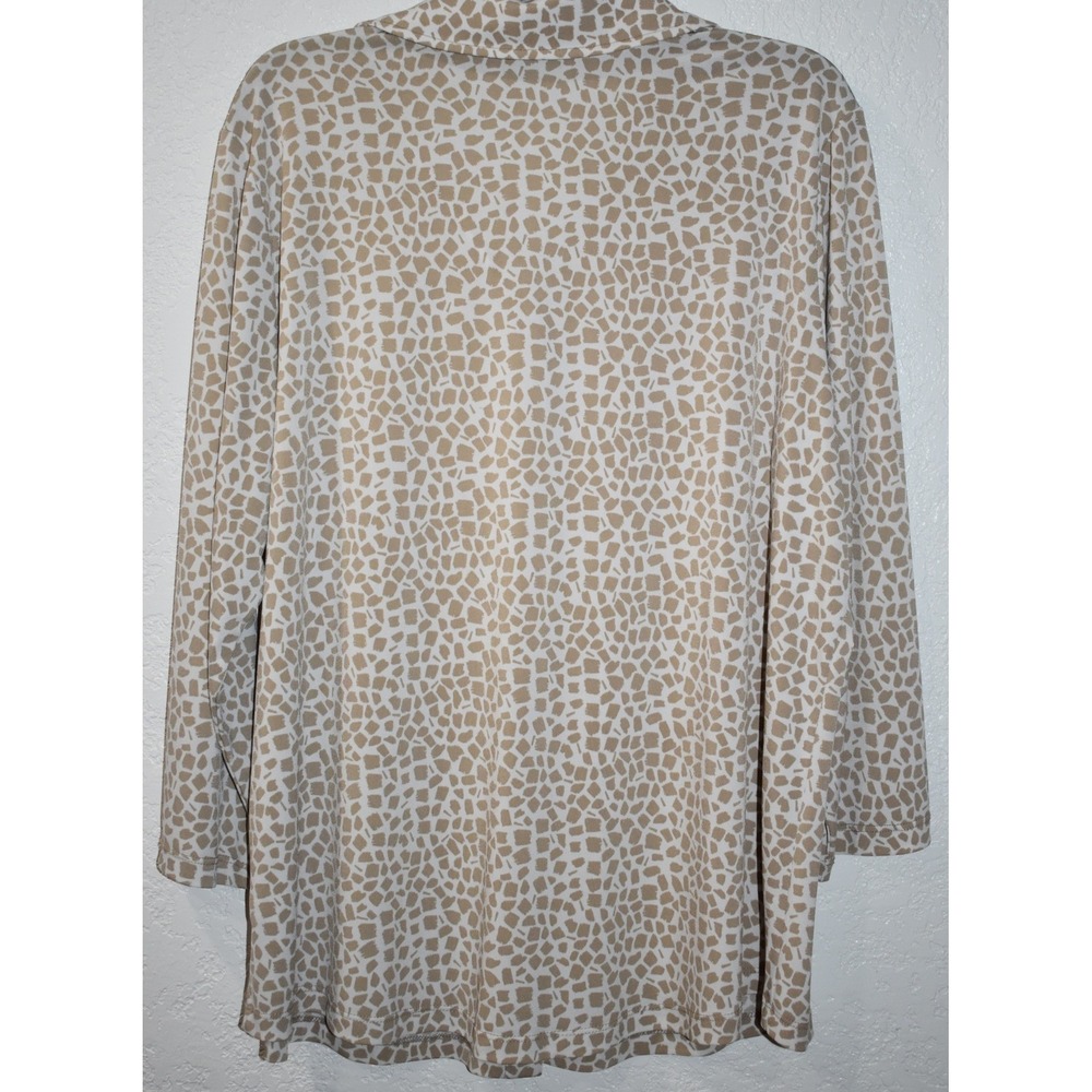 Susan Graver XL Stretch Blouse Button Front Mosaic Print 3/4 Sleeve Tan White - Picture 2 of 16